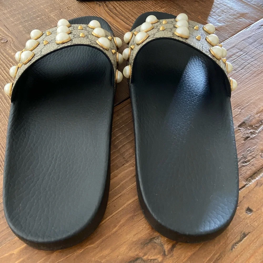Gucci Supreme slides with pearls - Picture 3 of 6